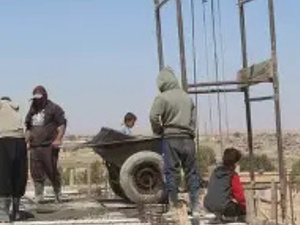 إيطاليا: عمال كينيون يشتكون من أجور متدنية وظروف عمل صعبة وفتح تحقيق في الملف إيطاليا: عمال كينيون يشتكون من أجور متدنية وظروف عمل صعبة وفتح تحقيق في الملف