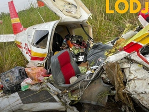 مصرع شخصين في تحطم طائرة خاصة بعد إقلاعها من مطار الحسيمة مصرع شخصين في تحطم طائرة خاصة بعد إقلاعها من مطار الحسيمة