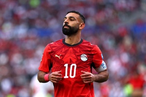 الفراعنة يعبرون أستراليا بركلات الترجيح ويبلغون ثمن النهائي