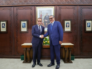 المغرب وفرنسا يعززان شراكتهما الاستراتيجية في اجتماع رفيع المستوى بالرباط