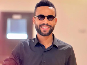 "La Coupe d’Humour".. طاليس يحول الكوميديا إلى بطولة بروح كرة القدم