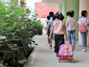وزارة التربية الوطنية تنفي تأجيل الدخول المدرسي بسبب الانتخابات وزارة التربية الوطنية تنفي تأجيل الدخول المدرسي بسبب الانتخابات