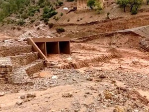 عواصف الأطلس تربك المصطافين بأزيلال.. تحذيرات من السيول المفاجئة خلال العواصف الرعدية