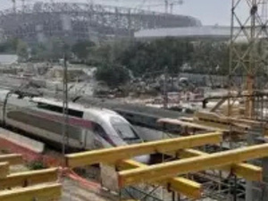 الدار البيضاء تبحث آفاق التعاون المغربي الإيطالي لتطوير قطاع السكك الحديدية الدار البيضاء تبحث آفاق التعاون المغربي الإيطالي لتطوير قطاع السكك الحديدية