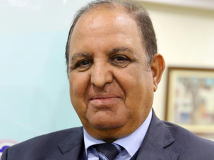 «فندق ميدلت» يعود إلى الواجهة.. 8 أشهر حبسا نافذا لرئيس جماعة في قضية وفاة شابة «فندق ميدلت» يعود إلى الواجهة.. 8 أشهر حبسا نافذا لرئيس جماعة في قضية وفاة شابة