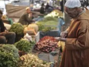 القدرة الشرائية.. وعود برفع المعاشات إلى 3000 درهم وإقرار دعم مباشر بقيمة 1000 درهم القدرة الشرائية.. وعود برفع المعاشات إلى 3000 درهم وإقرار دعم مباشر بقيمة 1000 درهم