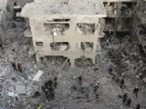 إيران تكثف مشاوراتها رفيعة المستوى وسط مخاوف من تجدد الحرب إيران تكثف مشاوراتها رفيعة المستوى وسط مخاوف من تجدد الحرب