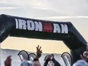 إيرونمان 70.3 بأكادير.. عزيز حدّاج يصعد إلى منصة التتويج
