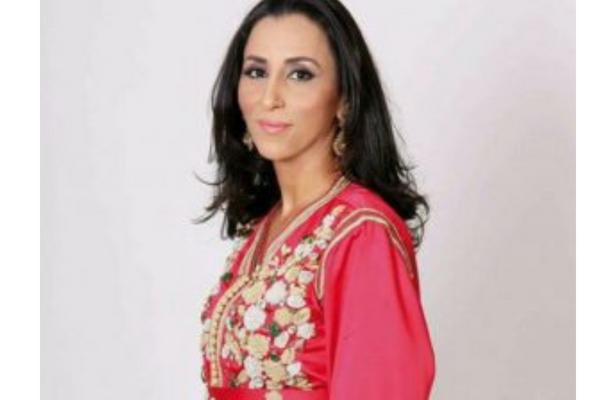 أتمنى أن أقدم برامج ترفيهية وفنية تحترم عقل المشاهد المغربي وترفعه لا تنزل به إلى القاع أتمنى أن أقدم برامج ترفيهية وفنية تحترم عقل المشاهد المغربي وترفعه لا تنزل به إلى القاع