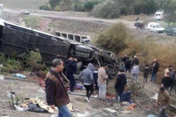 حادثة سير تودي بحياة 11 شخصاً وإصابة 43 آخرين