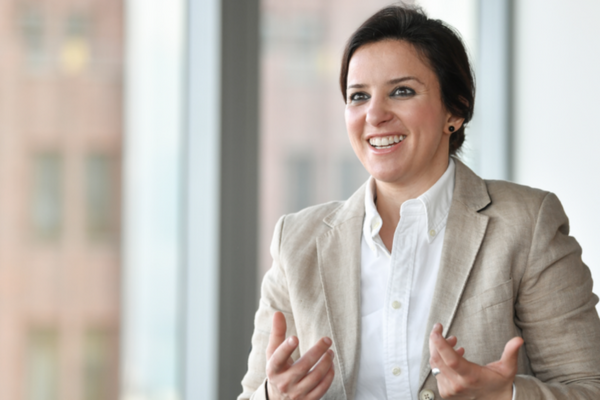 المغربية أمينة كرم تترأس أكبر شركة بألمانيا المغربية أمينة كرم تترأس أكبر شركة بألمانيا