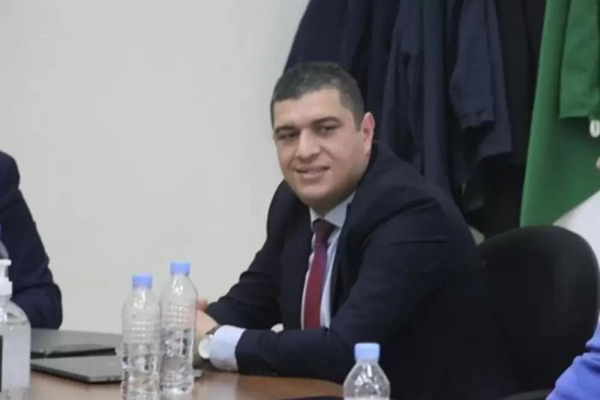 حيت نيتهم خايبة "الجيران"  حيت نيتهم خايبة "الجيران"