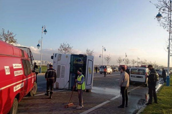 حادثة سير مميتة تخلف قتيلة و30 إصابة