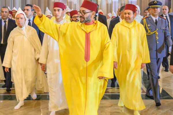 الدار البيضاء : صاحب الجلالة الملك محمد السادس يحيي ليلة القدر 