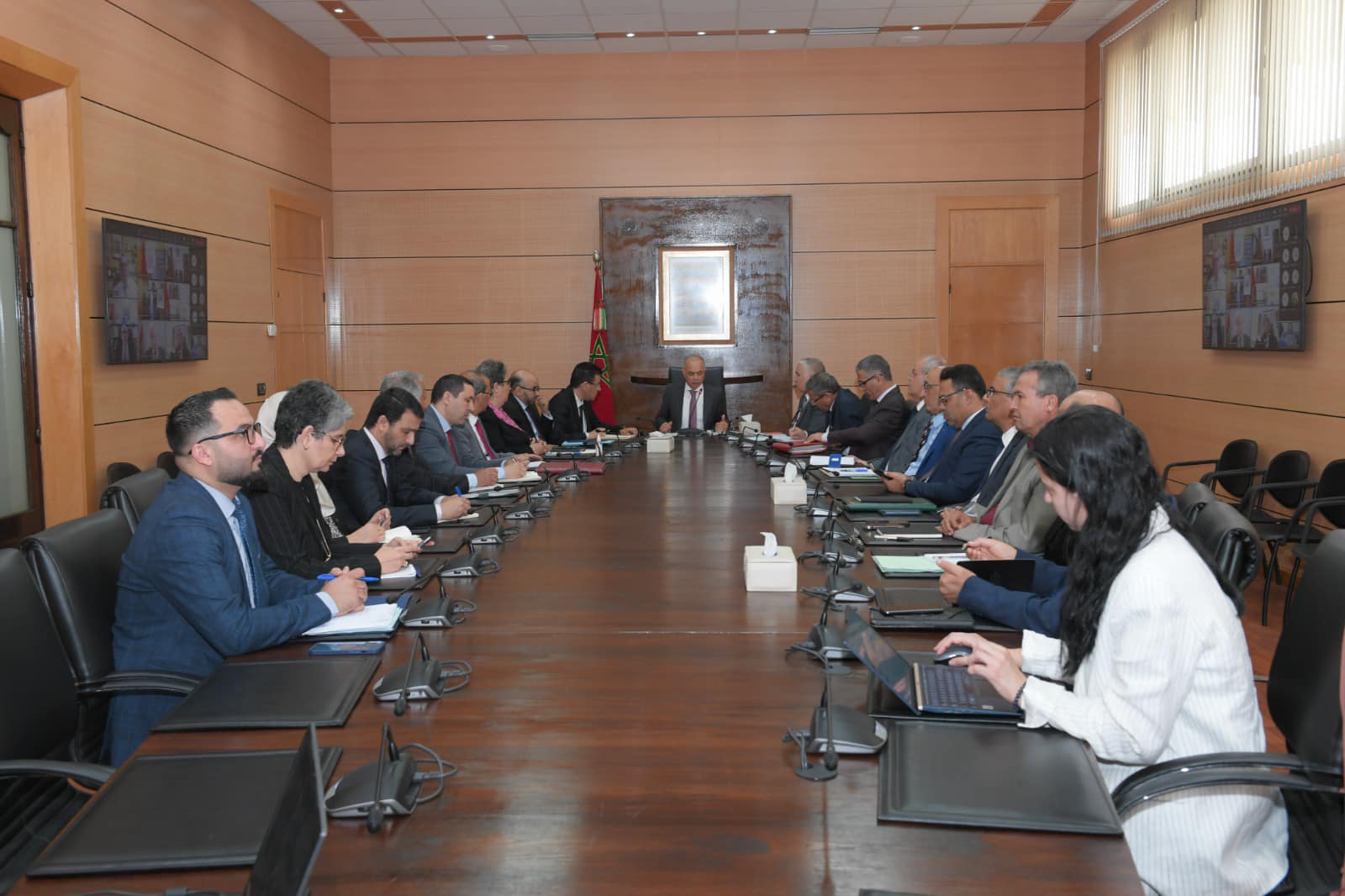 وزير التربية الوطنية والتعليم الأولي والرياضة يترأس مراسم تنصيب الكاتب العام الجديد للوزارة وزير التربية الوطنية والتعليم الأولي والرياضة يترأس مراسم تنصيب الكاتب العام الجديد للوزارة