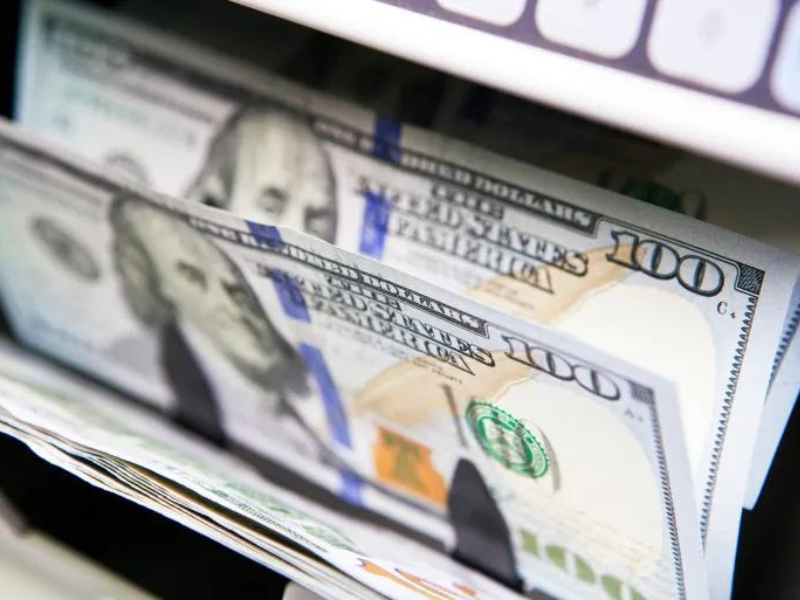 الاقتصاد الأميركي ينجرف إلى حالة عدم اليقين الاقتصاد الأميركي ينجرف إلى حالة عدم اليقين