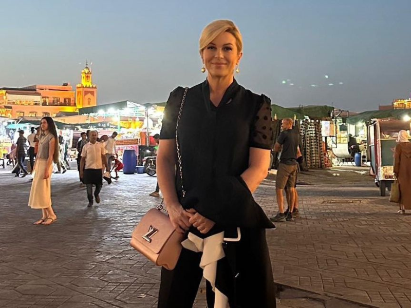 رئيسة كرواتيا السابقة تستمتع بعطلتها في مراكش وضواحيها