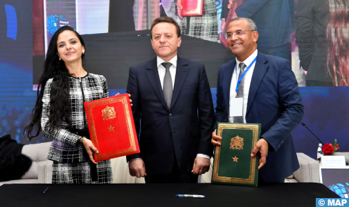 سلامة طرقية: توقيع اتفاقيتين بين (نارسا) ومكتب التكوين المهني وإنعاش الشغل لتعزيز كفاءة مدربي تعليم السياقة سلامة طرقية: توقيع اتفاقيتين بين (نارسا) ومكتب التكوين المهني وإنعاش الشغل لتعزيز كفاءة مدربي تعليم السياقة