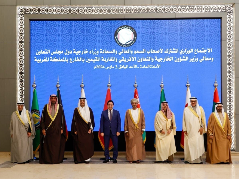 وزير الخارجية القطري يعلن دعم بلاده لمغربية الصحراء