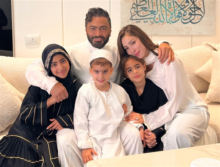 تامر حسني يثير الجدل حول عودته لبسمة بوسيل.. 