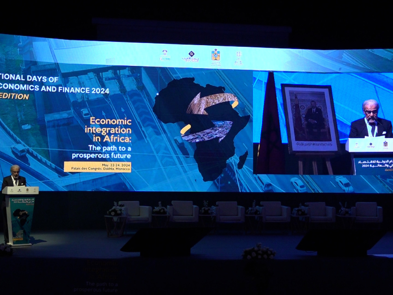 انطلاق الدورة الخامسة لـ«الأيام الدولية للاقتصاد الكلي والمالية» بالداخلة انطلاق الدورة الخامسة لـ«الأيام الدولية للاقتصاد الكلي والمالية» بالداخلة