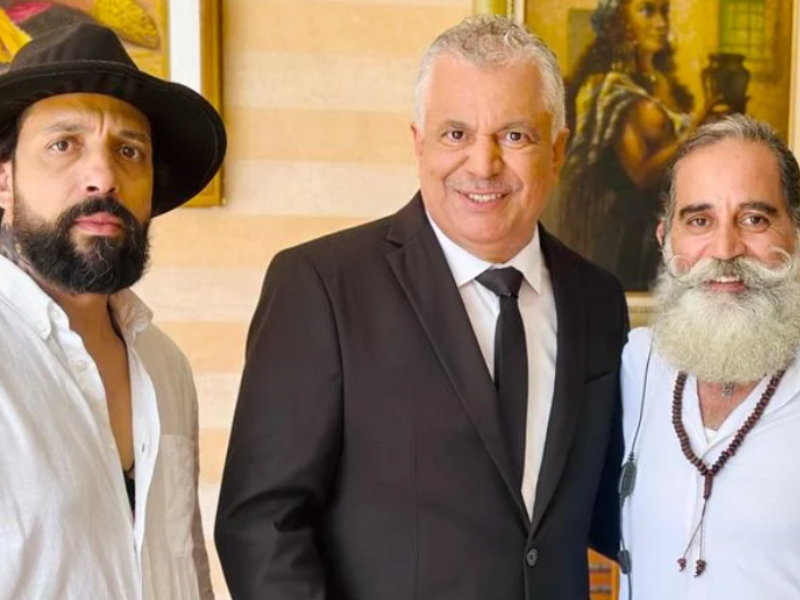 عودة إلى الضحك والإثارة: فيلم "طاكسي بيض 2" يعود للسينما المغربية عودة إلى الضحك والإثارة: فيلم "طاكسي بيض 2" يعود للسينما المغربية