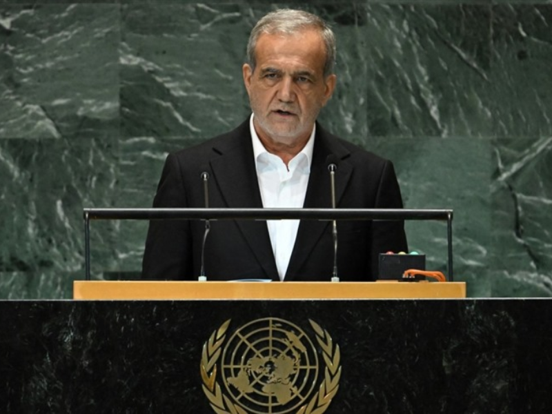 الرئيس الإيراني : لا يمكن لـ"حزب الله" أن يواجه إسرائيل بمفرده الرئيس الإيراني : لا يمكن لـ"حزب الله" أن يواجه إسرائيل بمفرده