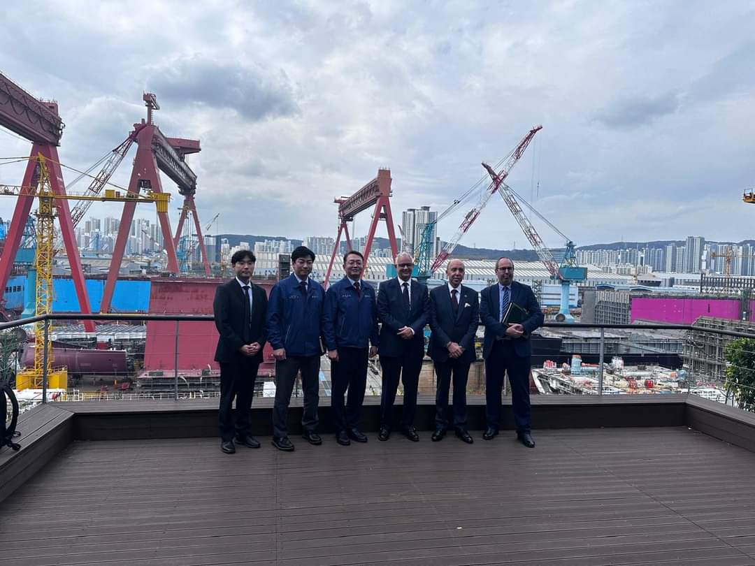 نزار بركة يطير إلى كوريا الجنوبية.. لتطوير أسطول للنقل البحري التجاري نزار بركة يطير إلى كوريا الجنوبية.. لتطوير أسطول للنقل البحري التجاري