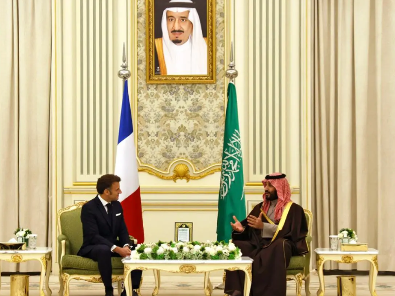 ماكرون يثني على تجربة المغرب في إدارة المياه خلال قمة "المياه الواحدة" ماكرون يثني على تجربة المغرب في إدارة المياه خلال قمة "المياه الواحدة"