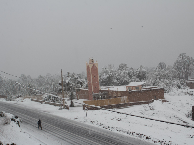 الأرصاد الجوية: رياح قوية تصل إلى 95 كلم وثلوج كثيفة تضرب المرتفعات الأرصاد الجوية: رياح قوية تصل إلى 95 كلم وثلوج كثيفة تضرب المرتفعات