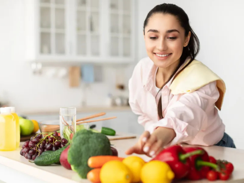 الصيام: فوائد صحية متعددة ونصائح للحفاظ على صحة الجسم للنساء الصيام: فوائد صحية متعددة ونصائح للحفاظ على صحة الجسم للنساء
