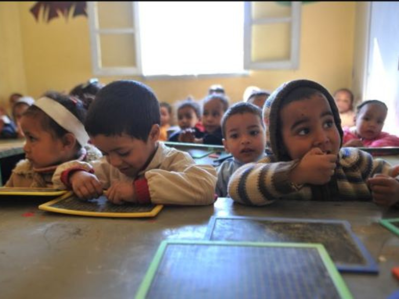 تأثير الفوارق الاجتماعية على الولوج إلى التعليم في المغرب: مدرسة بسرعتين؟