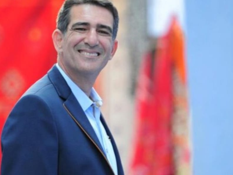 الأستاذ نعمان لحلو: الفخر بالهوية المغربية من زاوية علم النفس الإجتماعي الأستاذ نعمان لحلو: الفخر بالهوية المغربية من زاوية علم النفس الإجتماعي