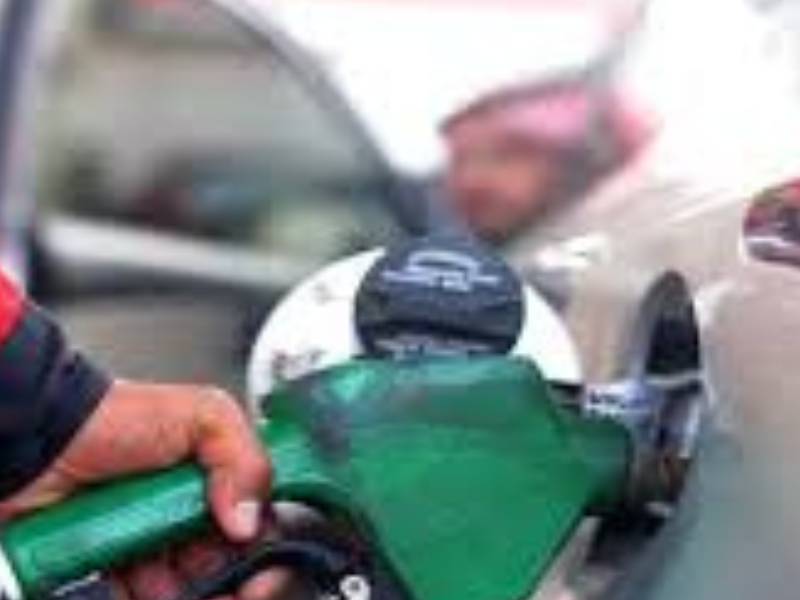 توقعات بانخفاض طفيف في أسعار المحروقات بالمغرب توقعات بانخفاض طفيف في أسعار المحروقات بالمغرب