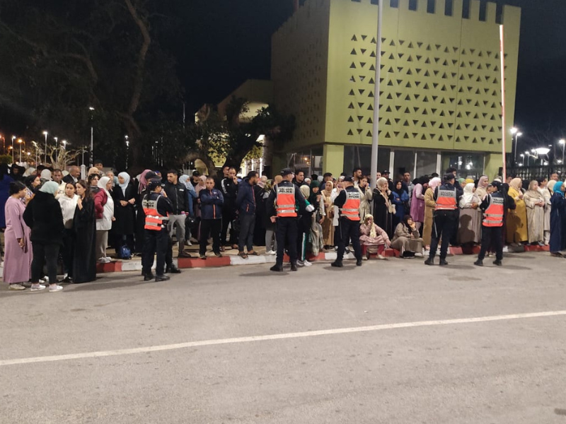 حادثة اختناق جماعي تهز مدينة القنيطرة: تسريب غاز مجهول المصدر يصيب العشرات من العاملات حادثة اختناق جماعي تهز مدينة القنيطرة: تسريب غاز مجهول المصدر يصيب العشرات من العاملات