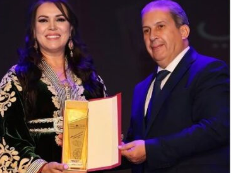تكريم الفنانة السعدية لديب: لحظة فخر واعتراف بعطاءات المسرح المغربي