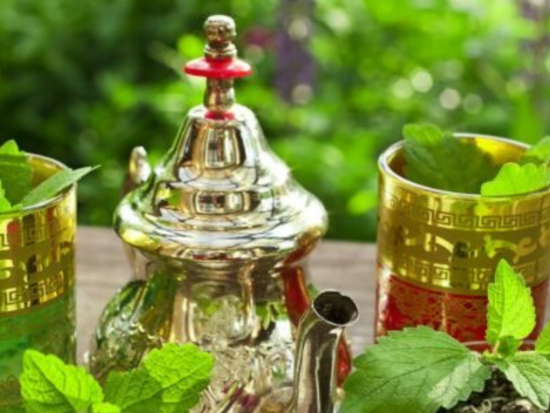 الشاي المغربي يحتفى به في روما: رمز للضيافة وفن العيش الأصيل