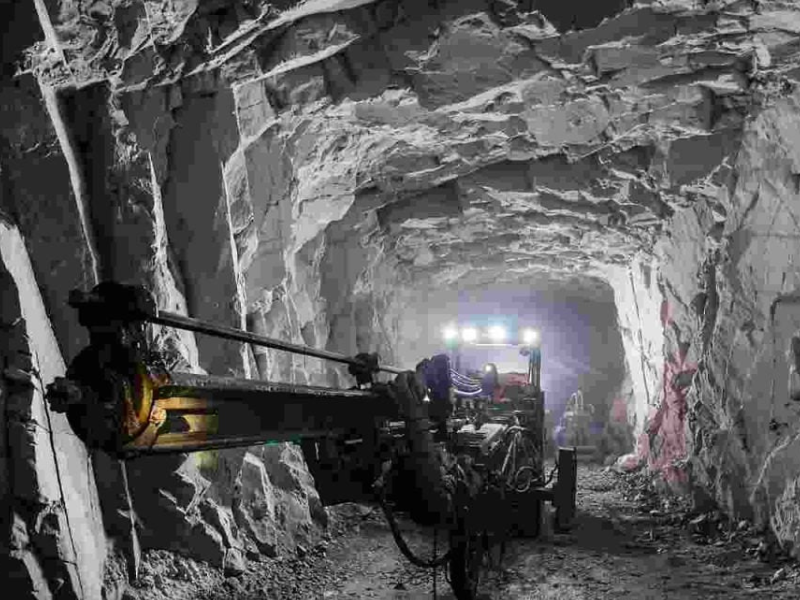 “أتيريان” البريطانية: توسع استثماري في إفريقيا لتعزيز إمدادات المعادن الحيوية “أتيريان” البريطانية: توسع استثماري في إفريقيا لتعزيز إمدادات المعادن الحيوية
