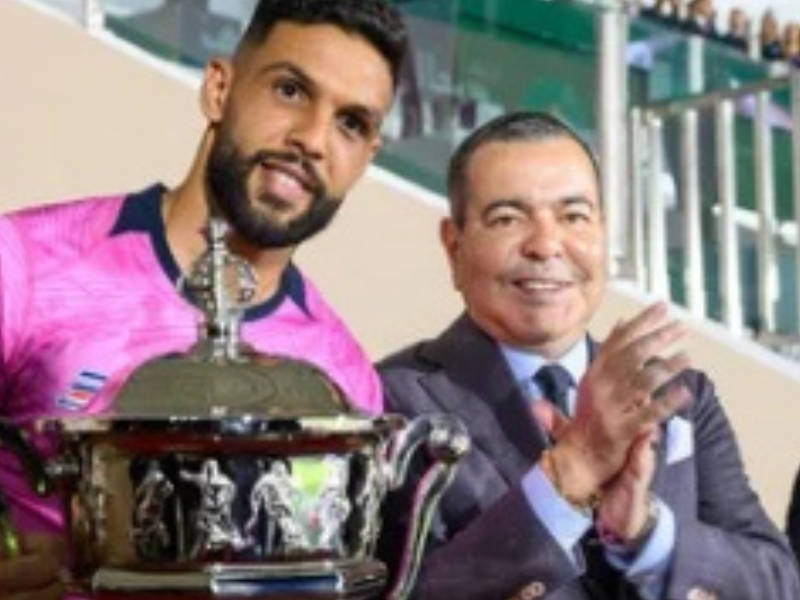 الأمير مولاي رشيد يترأس نهائي كأس العرش لكرة القدم لموسم 2023-2024