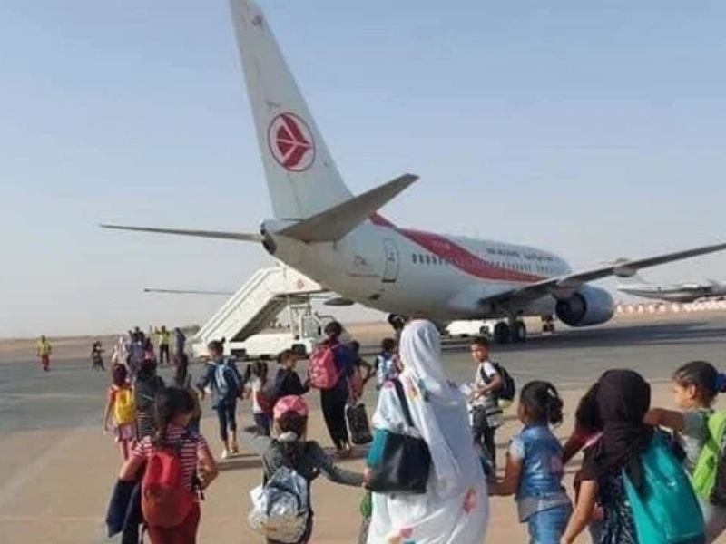 برنامج "عطل السلام": استغلال الأطفال في مخيمات تندوف لأغراض سياسية ودعائية