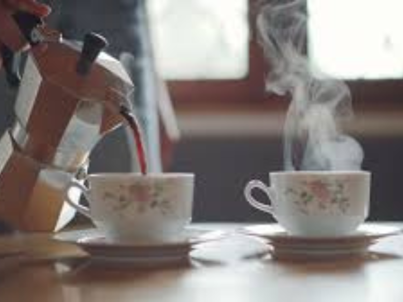 المخاطر الصحية للمشروبات الساخنة: هل هي فعلاً مرتبطة بالسرطان؟ المخاطر الصحية للمشروبات الساخنة: هل هي فعلاً مرتبطة بالسرطان؟