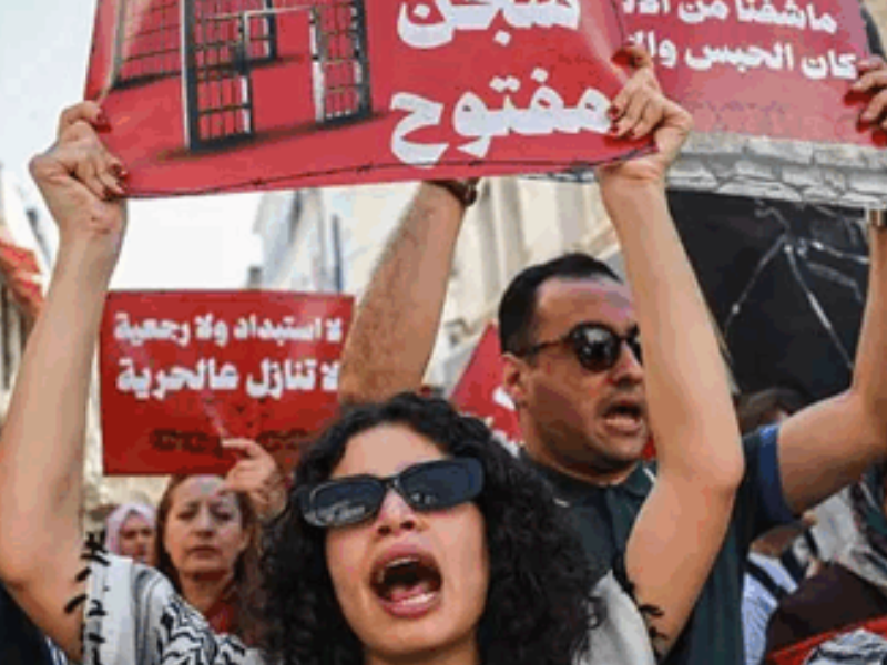مكافحة الإرهاب في تونس بين حماية الدولة وتصفية الحسابات السياسية