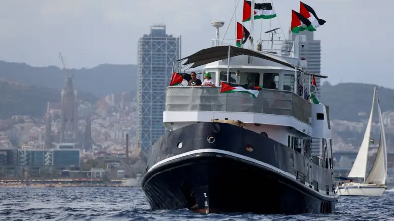 ​"أسطول الصمود العالمي" يبحر مجدداً نحو غزة رغم التحديات