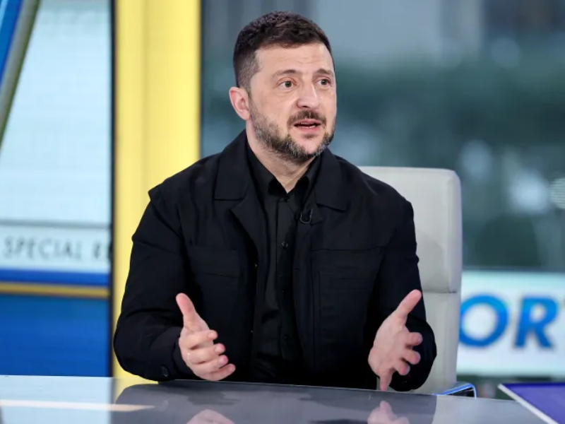 زيلينسكي: مستعد للتخلي عن الرئاسة حال انتهاء الحرب مع روسيا وهدفه إنهاء الصراع