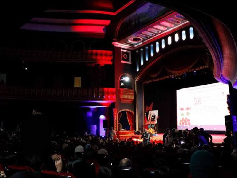 الدورة الـ30 لمهرجان تطوان الدولي للسينما المتوسطية تكرم نبيل عيوش وإياد نصار