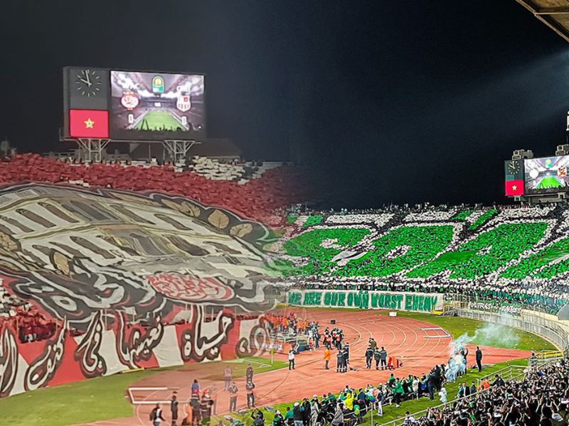 مدرجات تسرق الأضواء.. وشاشة لا ترى الجمال