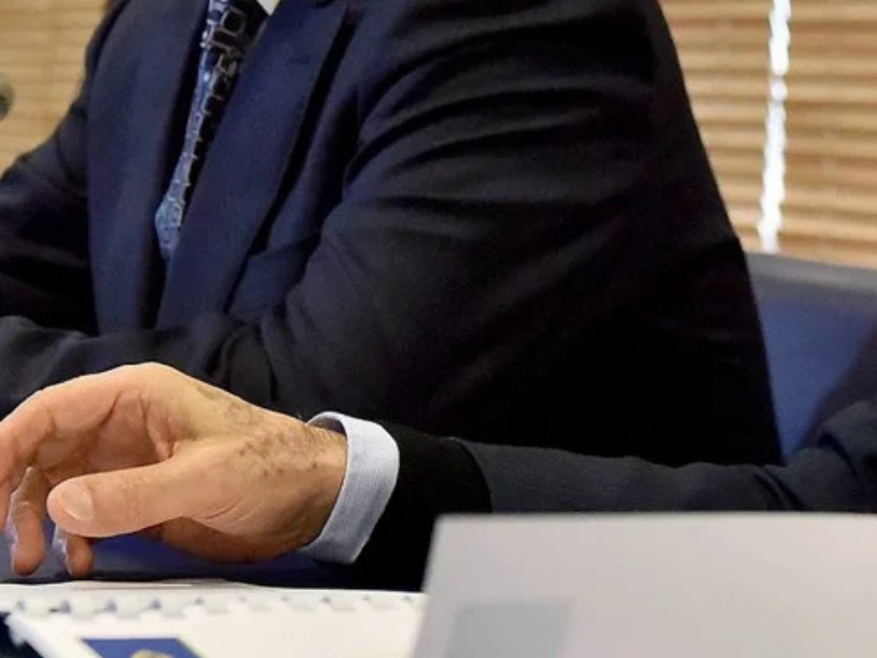 مكتب الصرف يطلق تحقيقًا موسعًا حول تحويلات مالية “تائهة” للمستثمرين المغاربة في إفريقيا