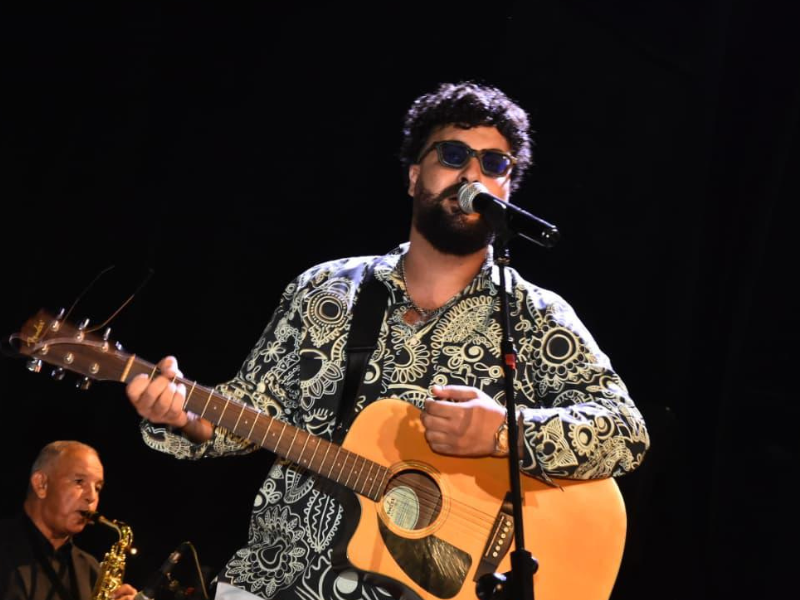 وعكة صحية مفاجئة تُفاجئ الفنان نصر مگري على الطريق