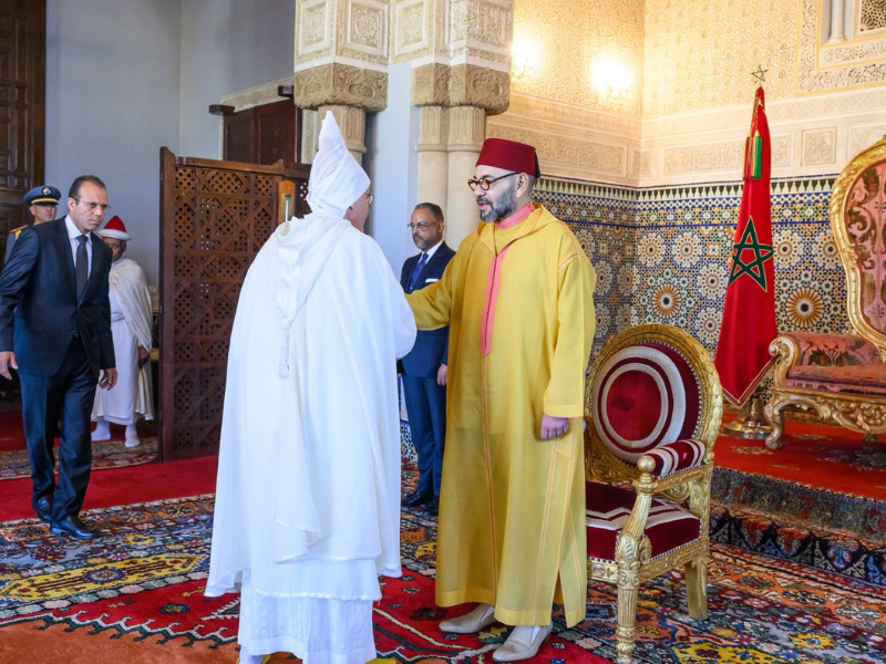 الملك محمد السادس يستقبل الولاة والعمال الجدد: تجديد الثقة في الإدارة الترابية من أجل حكامة فعالة وتنمية متوازنة