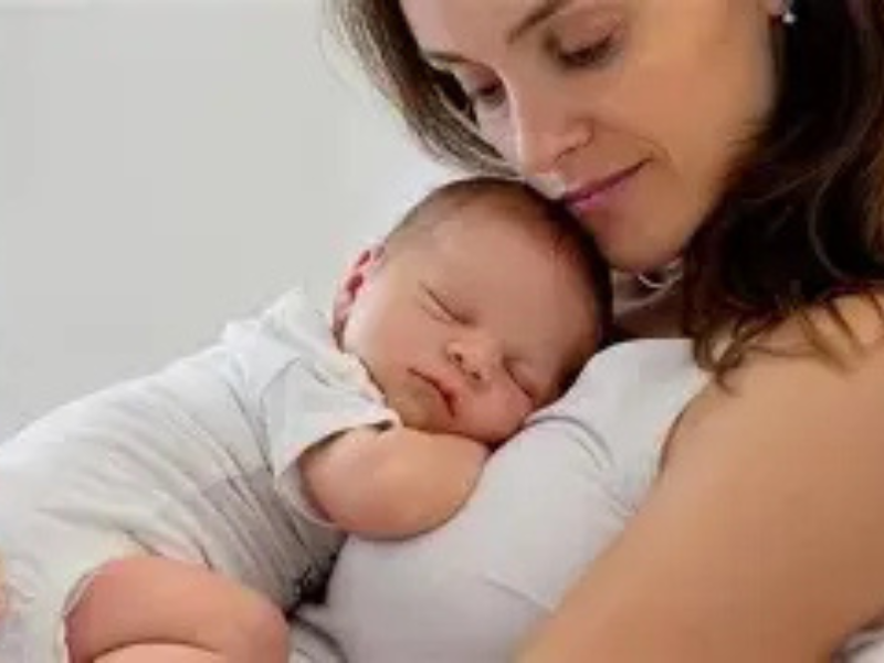 العدد الأمثل للأطفال وصحة الأم النفسية: دراسة تكشف الأثر المثالي على الأسرة